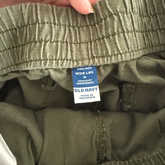 Old Navy High-Rise Wide Leg Pants in Olive - Picture 3 of 3